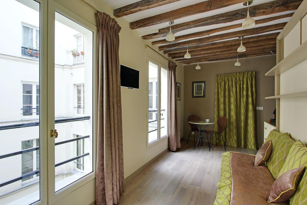 Louvre Apartments Parigi Esterno foto